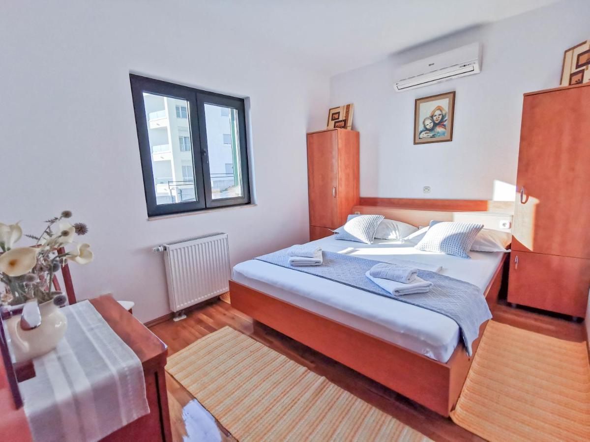 מאקרסקה Apartments Vukovic Vanja מראה חיצוני תמונה