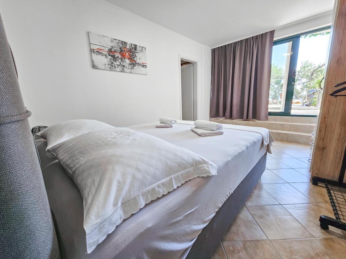 מאקרסקה Apartments Vukovic Vanja מראה חיצוני תמונה
