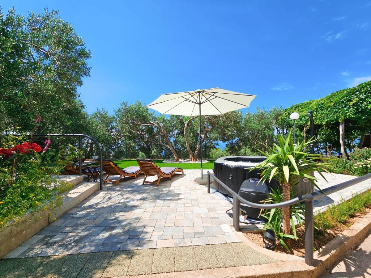 מאקרסקה Apartments Vukovic Vanja מראה חיצוני תמונה
